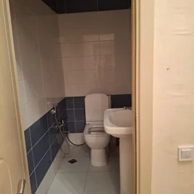 In Baku 80.0 m² apartment is for rent - Image 6