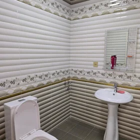 In Baku 100.0 m² apartment is for rent - Image 3