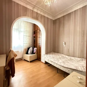 In Baku 45.0 m² apartment is for sale - Image 6