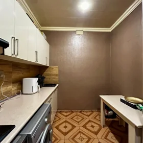 In Baku 65.0 m² apartment is for sale - Image 8