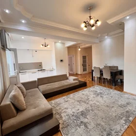In Baku 90.0 m² apartment is for rent - Image 9