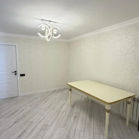 In Baku 75.0 m² apartment is for sale - Image 7