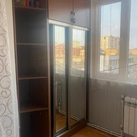 In Baku 70.0 m² apartment is for rent - Image 2