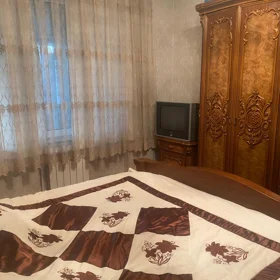 In Baku 70.0 m² apartment is for rent - Image 7
