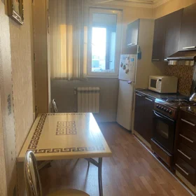 In Baku 70.0 m² apartment is for rent - Image 9