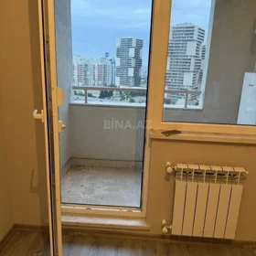 In Baku 50.0 m² apartment is for rent - Image 3