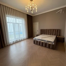 In nan 220.0 m² house with 4.0 rooms is for sale - Image 5