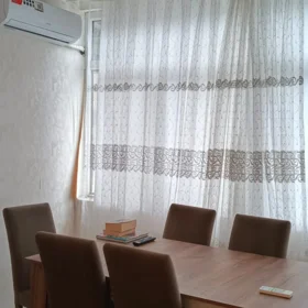 In Baku 70.0 m² apartment is for rent - Image 3