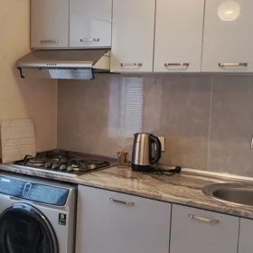 In Baku 70.0 m² apartment is for rent - Image 8