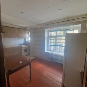 In Baku 65.0 m² apartment is for sale - Image 4