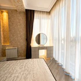 In Baku 90.0 m² apartment is for rent - Image 10