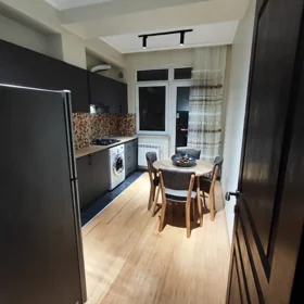 In Baku 90.0 m² apartment is for rent - Image 6