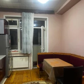 In Baku 150.0 m² apartment is for sale - Image 2