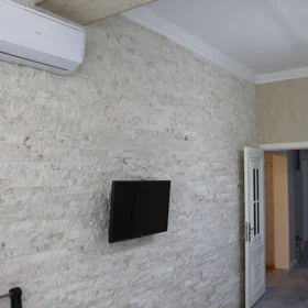 In Baku 157.0 m² apartment is for rent - Image 9