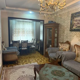 In Baku 70.0 m² apartment is for sale - Image 4