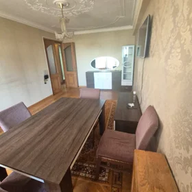 In Baku 110.0 m² apartment is for rent - Image 3