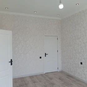 In nan 190.0 m² house with 4.0 rooms is for sale - Image 7