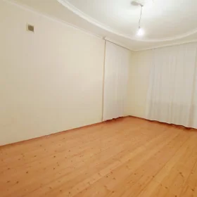 In Guba 225.0 m² house with 9.0 rooms is for sale - Image 2