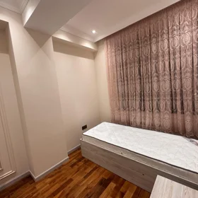 In Baku 120.0 m² apartment is for rent - Image 6