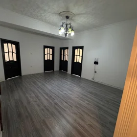 In Baku 135.0 m² apartment is for sale - Image 5