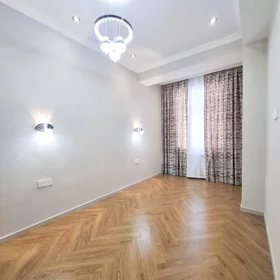 In Baku 86.0 m² apartment is for sale - Image 3