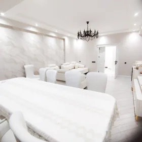 In Baku 140.0 m² apartment is for sale - Image 3