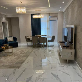 In Baku 148.0 m² apartment is for sale - Image 4
