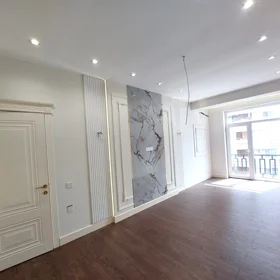 In Baku 70.0 m² apartment is for sale - Image 8