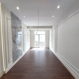 In Baku 70.0 m² apartment is for sale - Image 9