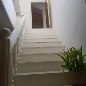 In Baku 240.0 m² house with 5.0 rooms is for sale - Image 3