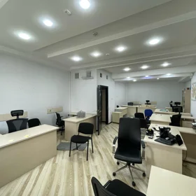 In Baku 820.0 m² office is for rent - Image 9