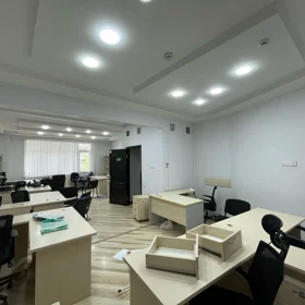 In Baku 820.0 m² office is for rent - Image 10