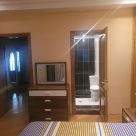 In Baku 115.0 m² apartment is for sale - Image 2