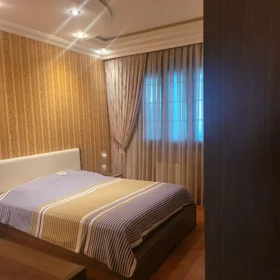 In Baku 115.0 m² apartment is for sale - Image 10