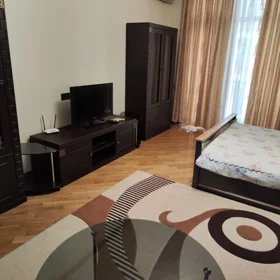 In Baku 65.0 m² apartment is for rent - Image 5