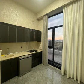 In Baku 120.0 m² apartment is for rent - Image 2