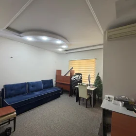 In Baku 173.0 m² apartment is for sale - Image 2