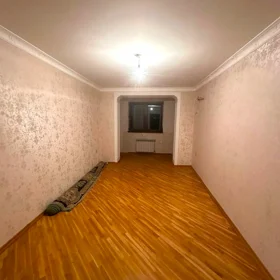 In Baku 92.0 m² apartment is for sale - Image 5