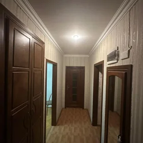 In Baku 92.0 m² apartment is for sale - Image 8