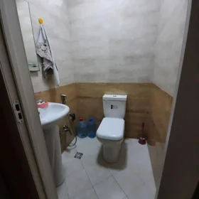 In Binəqədi rayonu 70.0 m² apartment is for sale - Image 7
