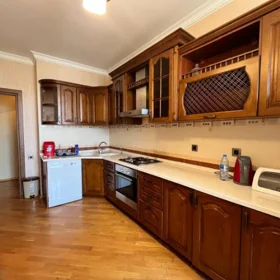 In Baku 135.0 m² apartment is for sale - Image 7