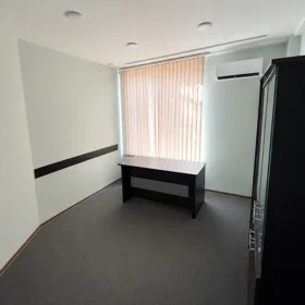 In Xətai rayonu 33.0 m² office is for rent - Image 3