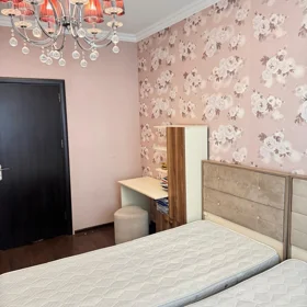 In Baku 75.0 m² apartment is for rent - Image 6