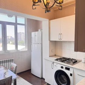 In Baku 75.0 m² apartment is for rent - Image 8