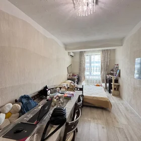 In Baku 50.0 m² apartment is for sale - Image 2