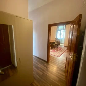 In Khirdalan 65.0 m² apartment is for rent - Image 9