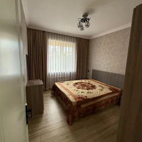 In Baku 60.0 m² apartment is for rent - Image 4