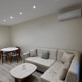 In Baku 55.0 m² apartment is for rent - Image 3