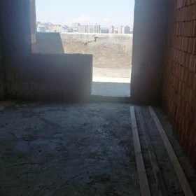 In Baku 151.0 m² apartment is for sale - Image 5