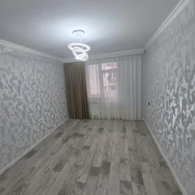 In Khirdalan 70.0 m² apartment is for sale - Image 2